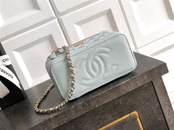 2026127215529808 580